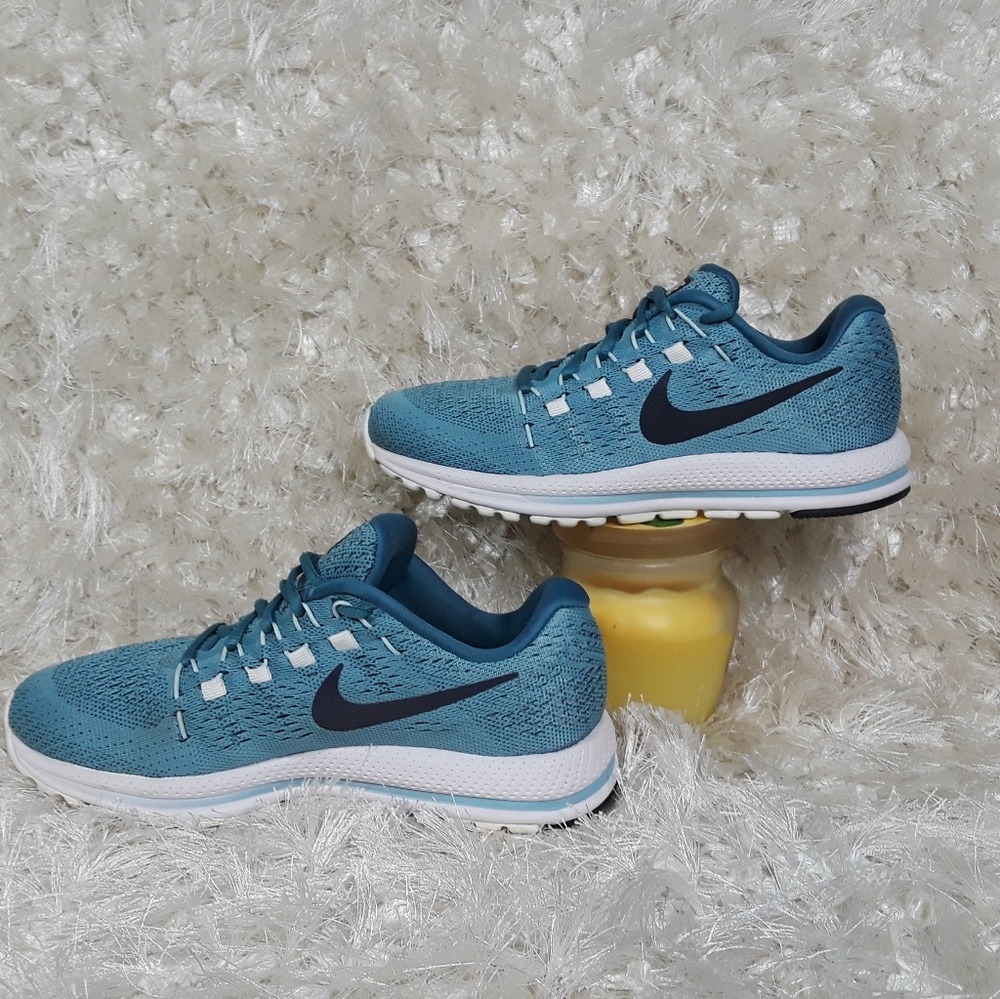 Nike zoom vomero 12 Running Shoes 8
